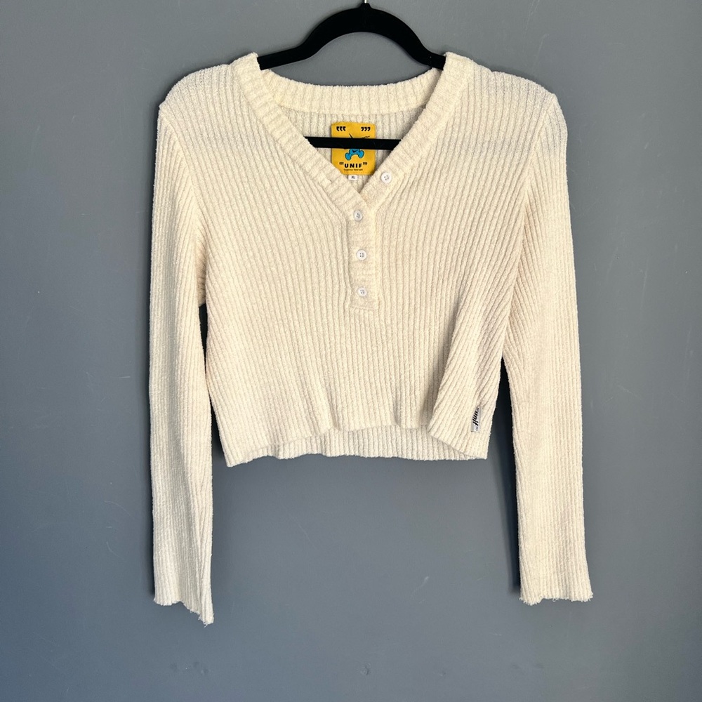 UNIF Women’s Size XL Cream Ribbed Crop Henley Top Shirt Long Sleeve READ